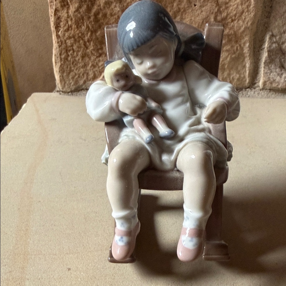 Lladro  Doll Figurine -